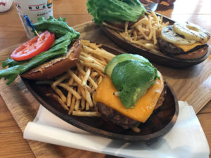 クアアイナ　プレミアム・アウトレット店はハンバーガーがおすすめ！