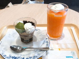 ドトールコーヒーの新作！！期間限定！！北海道産メロンフローズンとほうじ茶パルフェ