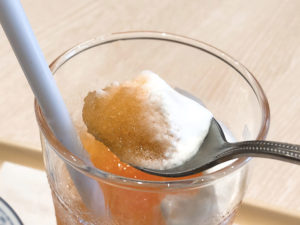 ドトールコーヒーの新作！！期間限定！！北海道産メロンフローズンとほうじ茶パルフェ