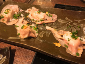沖縄とんかつ食堂しまぶた屋　とんかつとしゃぶしゃぶがおすすめ、あぐー豚が食べられる