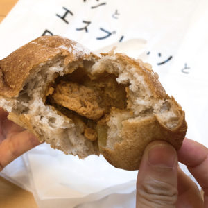 キューブ型の人気食パン「ムー」が絶品！パンとエスプレッソと南森町交差点