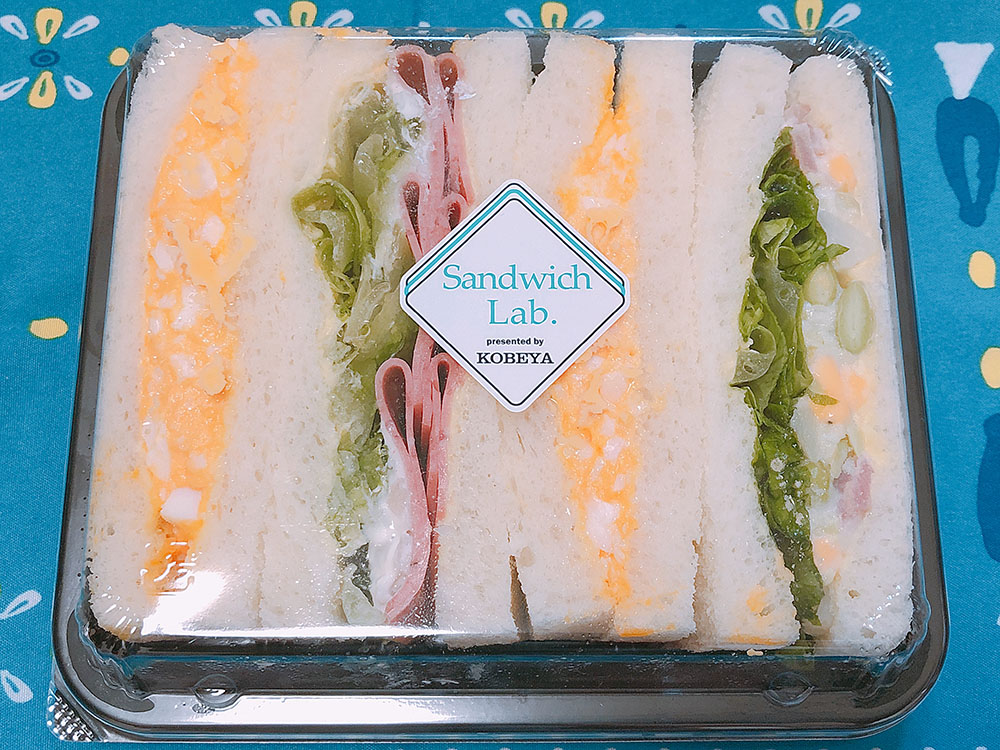 フレッシュベーカリー神戸屋・８月の新商品サンドイッチは見た目も美味しいサンドイッチ