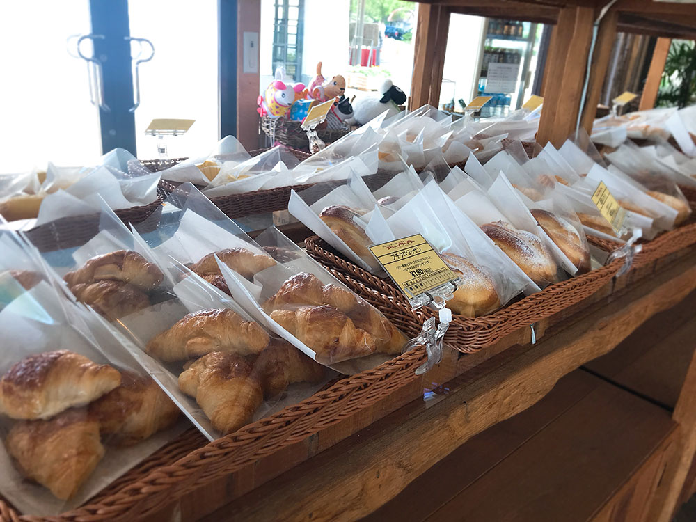 六甲山牧場でチーズシェイクやパンが綺麗な景色を見ながら食べられるカフェ DELPAPA（デルパパ）
