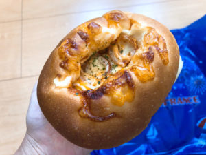 ヴィドフランスの新商品OH!トマトチーズはとろーりチーズがおいしいピザみたいな味わい