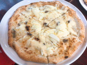 堺市美原区・ボーノボーノ（Buono2）農家レストランでモチモチピザが食べられる